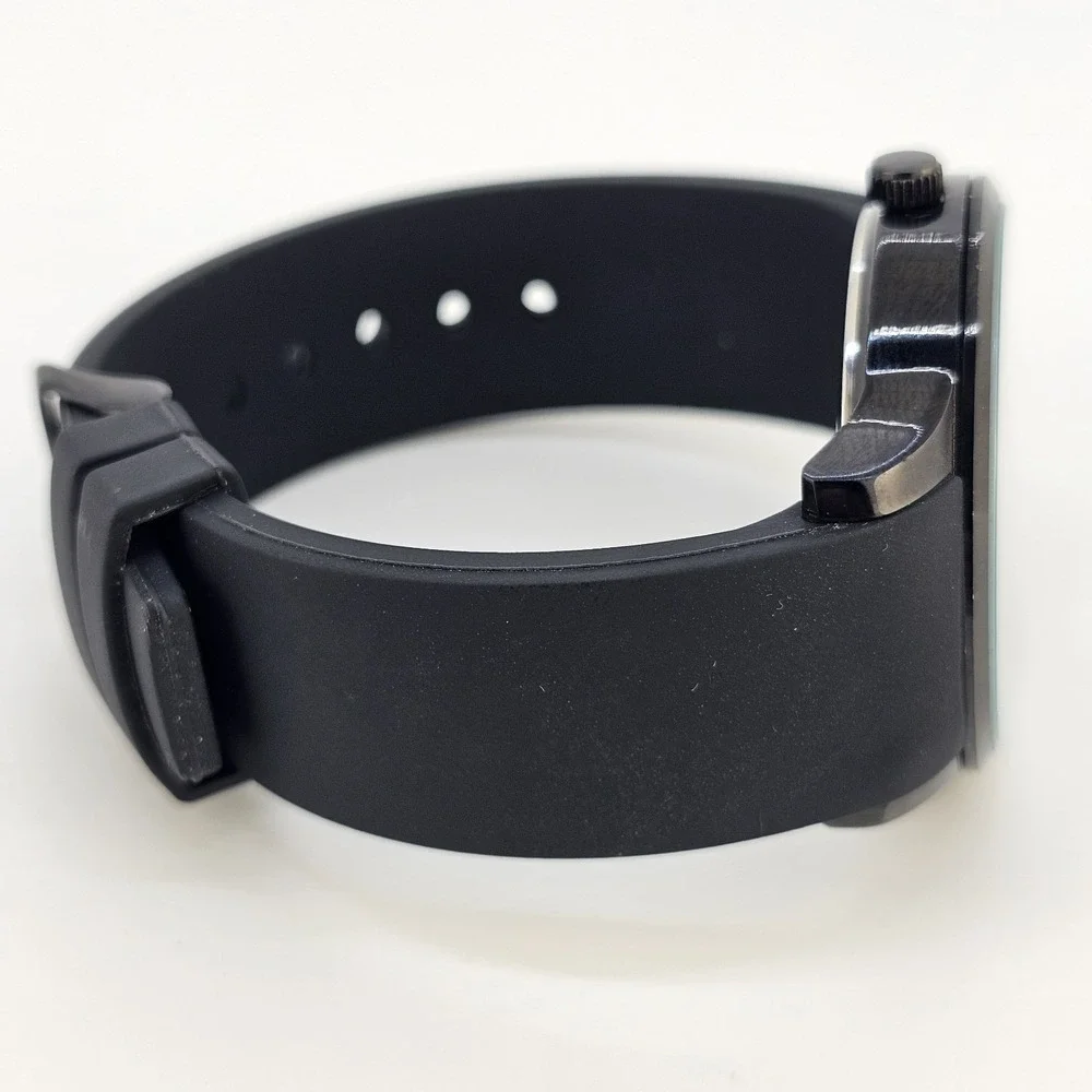 Men's Analog Watch 45MM Black Dial Black Plastic Bands New Battery